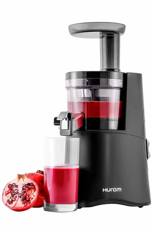 6 Best Juicers for Leafy Greens Juicing — 2023 Guide